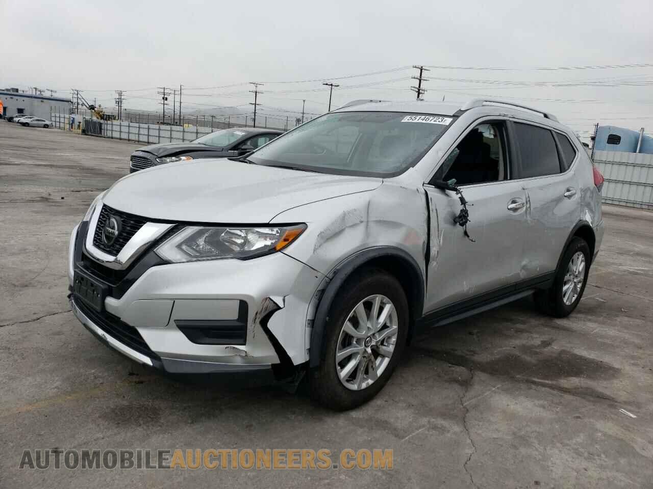 KNMAT2MT5JP511451 NISSAN ROGUE 2018