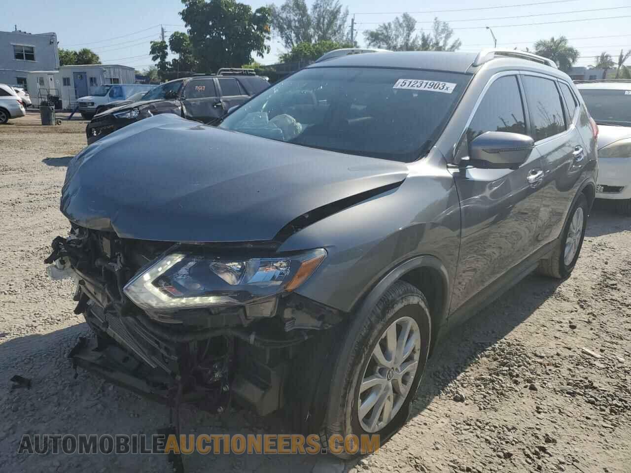 KNMAT2MT5JP542005 NISSAN ROGUE 2018