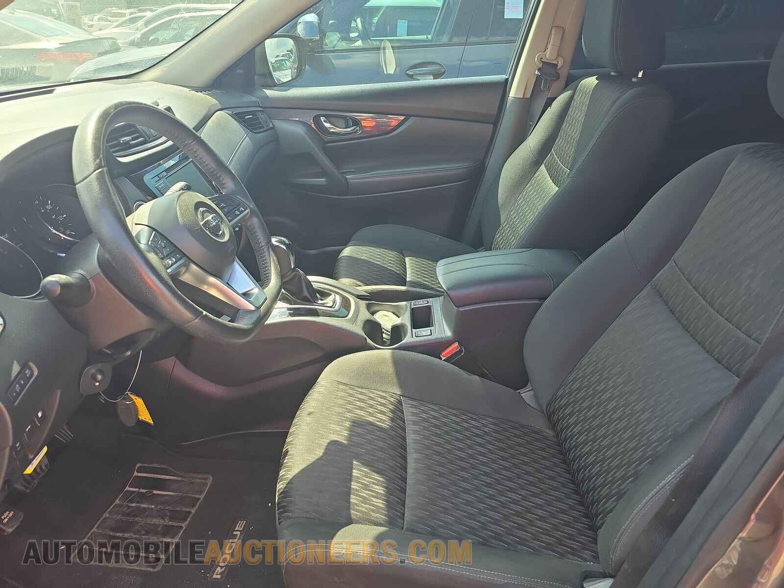 KNMAT2MT5LP528396 Nissan Rogue 2020