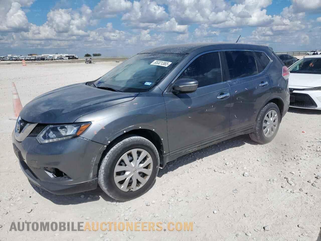 KNMAT2MT7FP513998 NISSAN ROGUE 2015