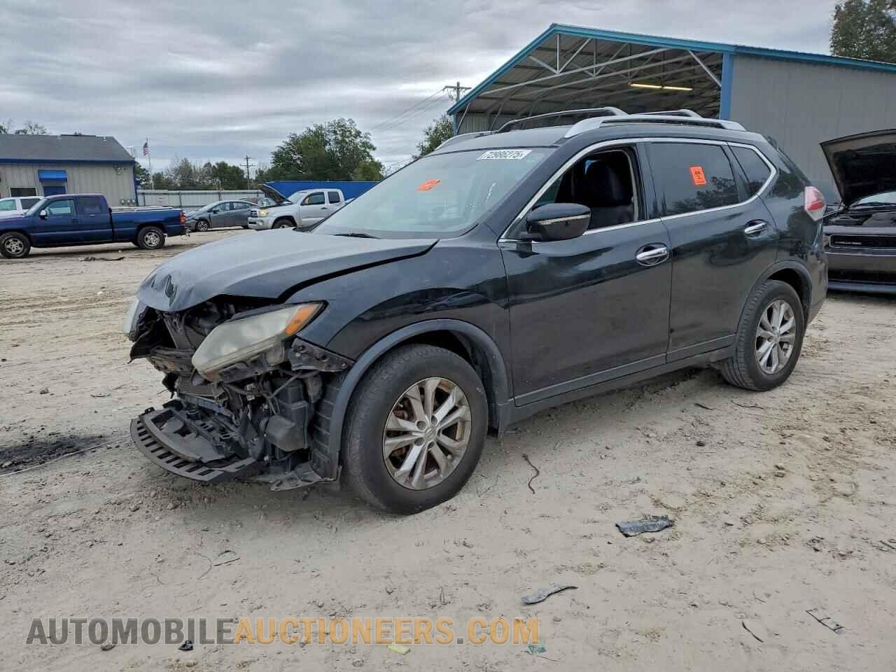 KNMAT2MT7FP553532 NISSAN ROGUE 2015