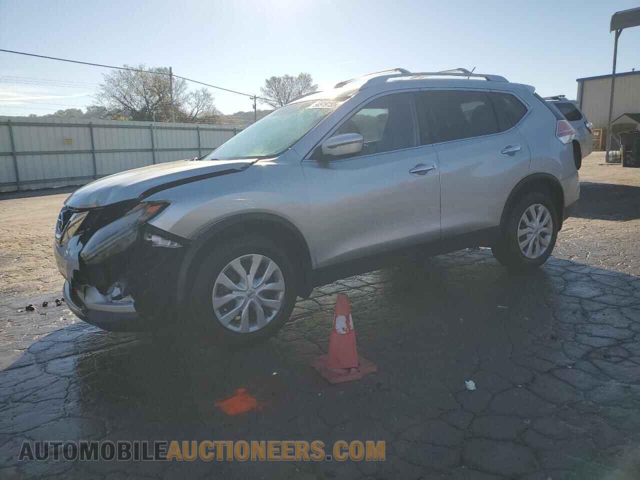 KNMAT2MT7GP677043 NISSAN ROGUE 2016