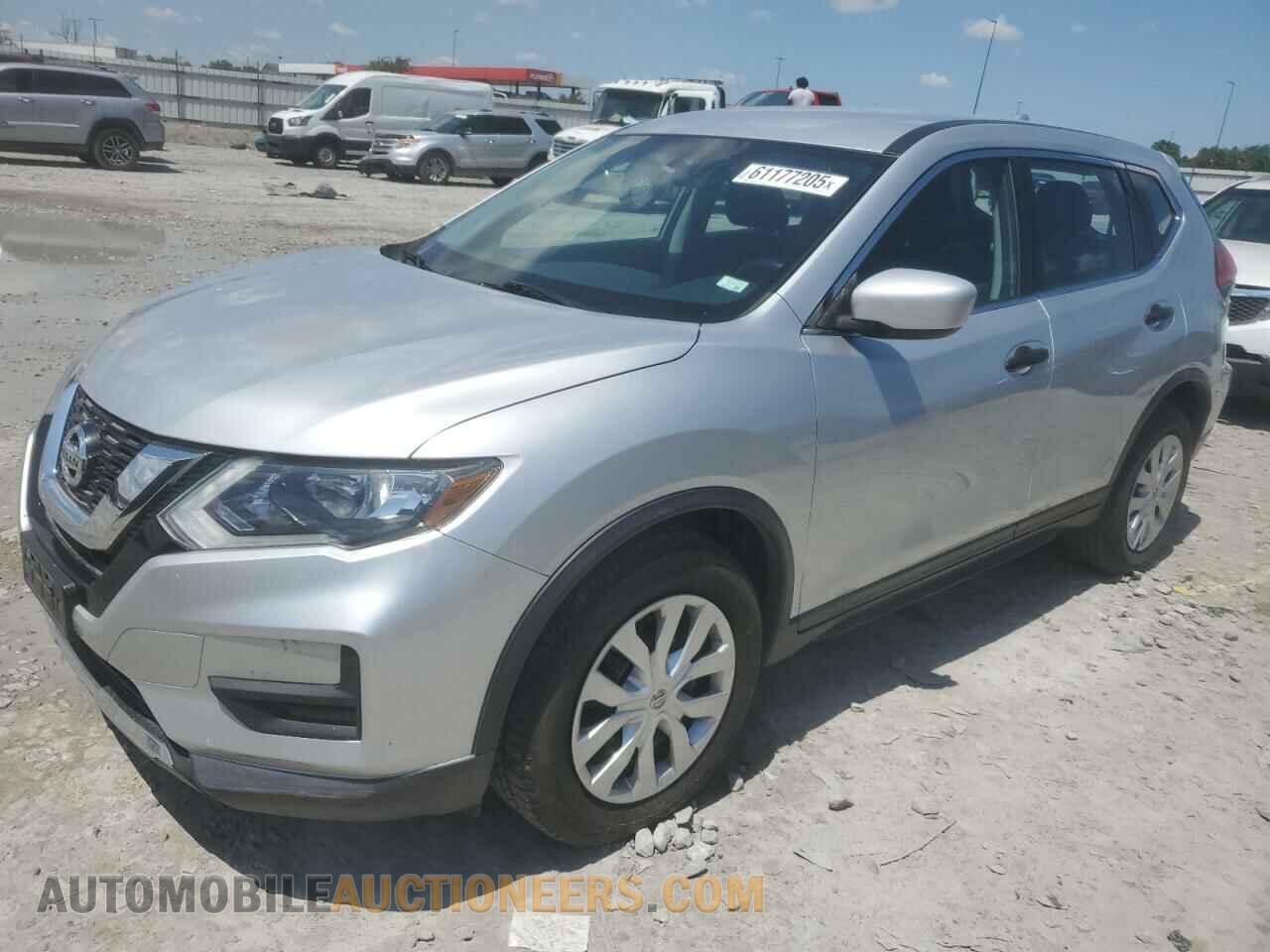 KNMAT2MT7HP525507 NISSAN ROGUE 2017