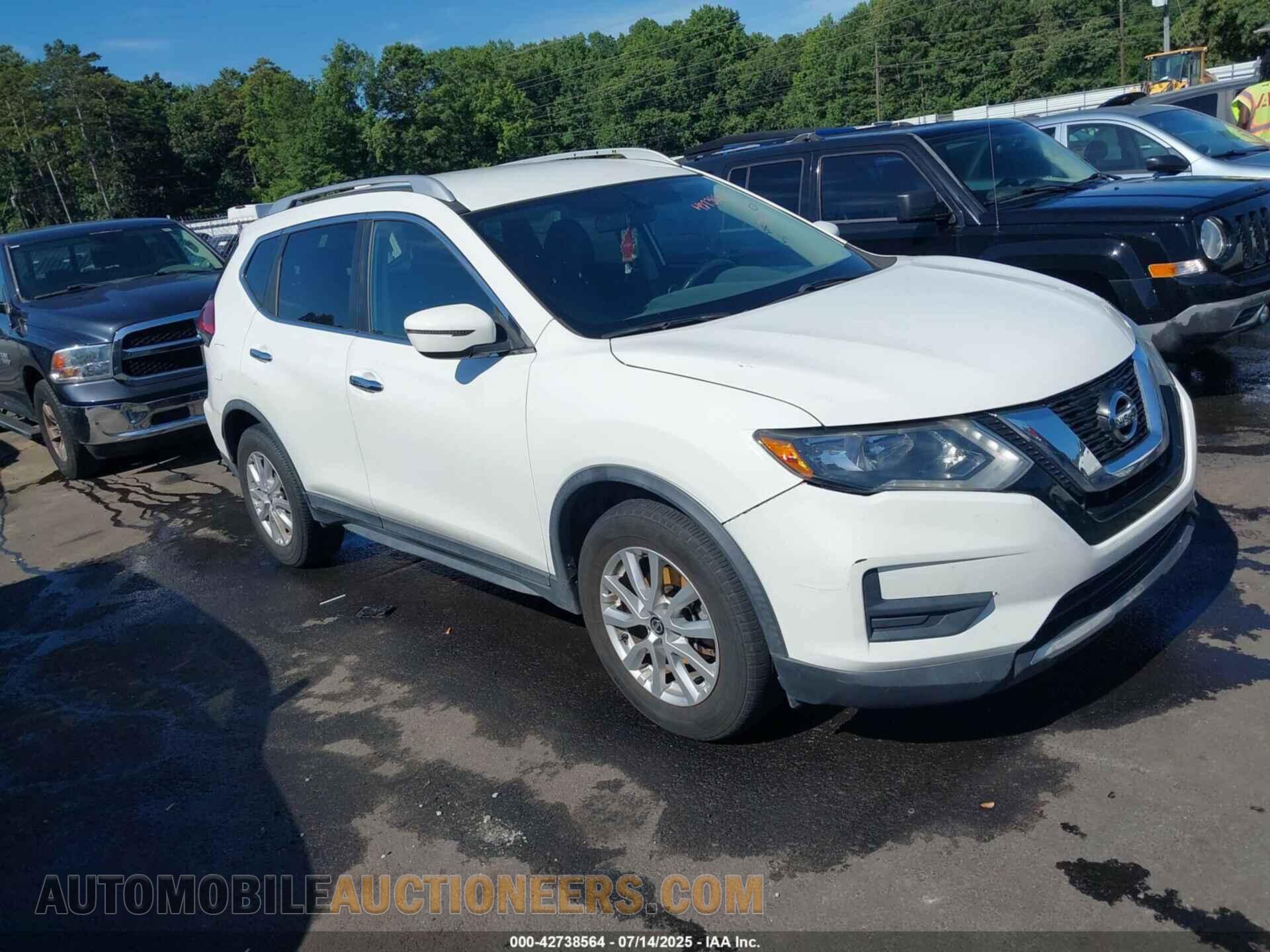 KNMAT2MT7HP535857 NISSAN ROGUE 2017