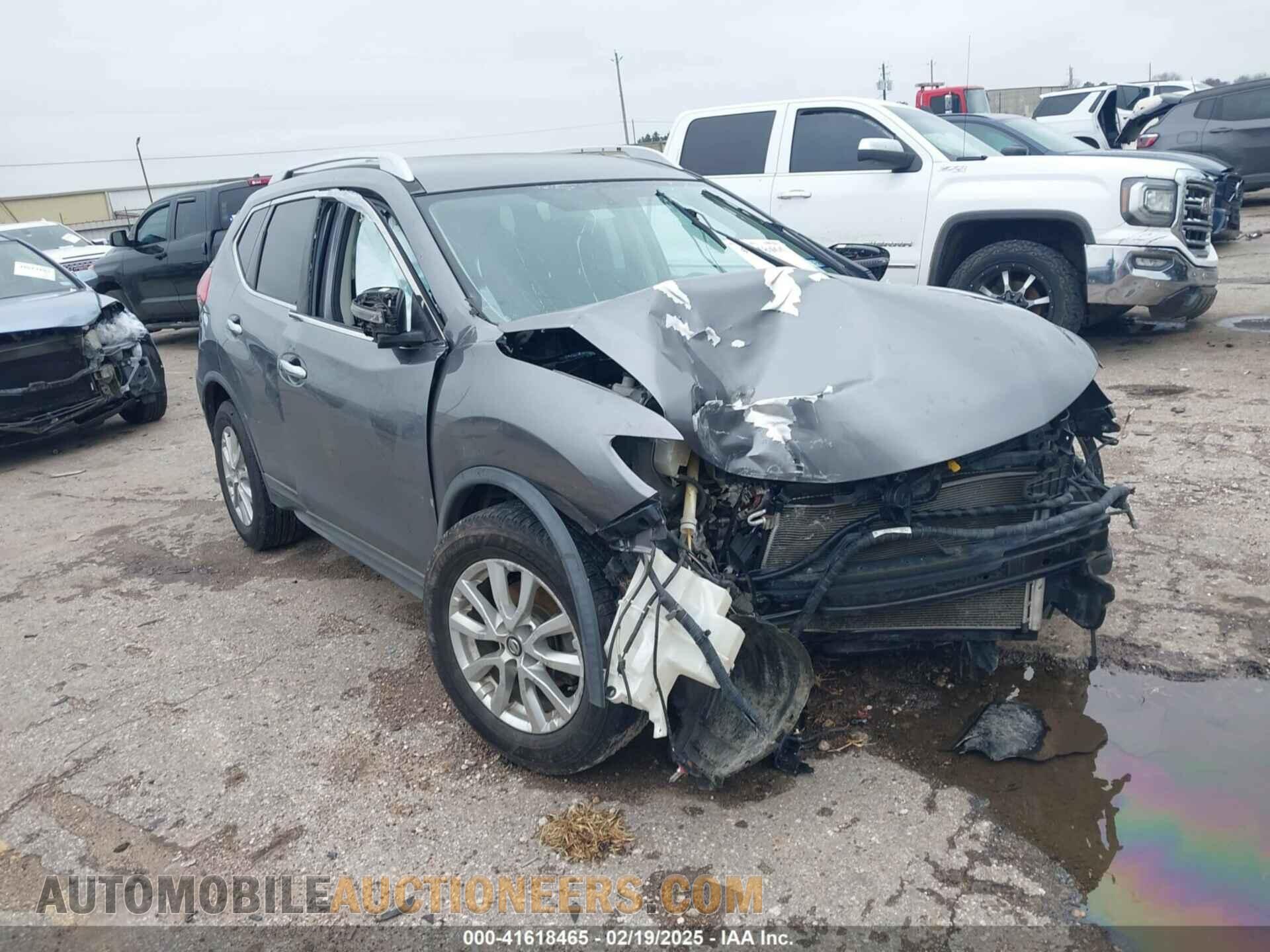 KNMAT2MT7HP545580 NISSAN ROGUE 2017