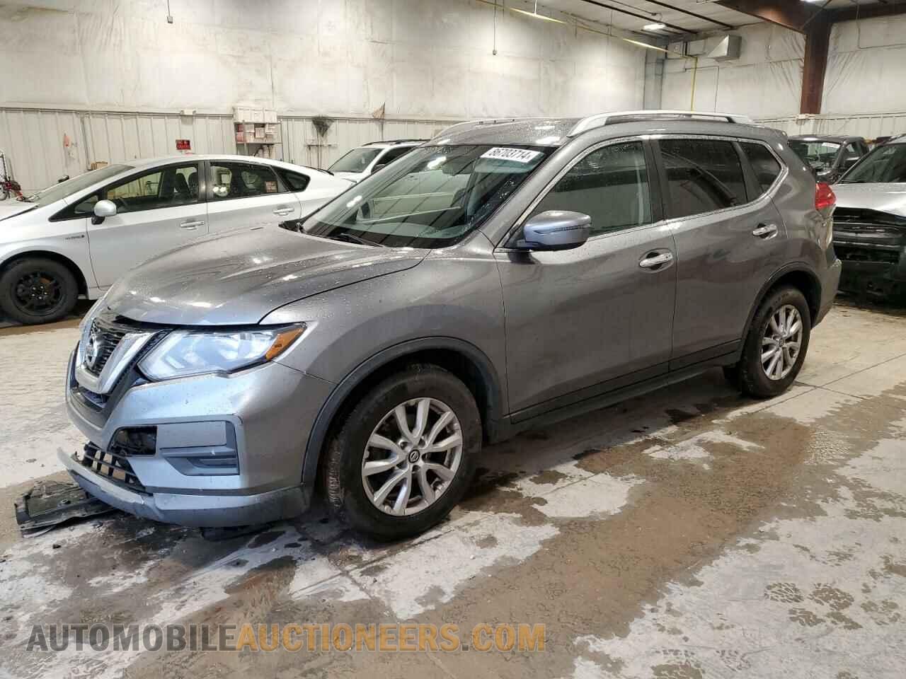 KNMAT2MT7HP546941 NISSAN ROGUE 2017