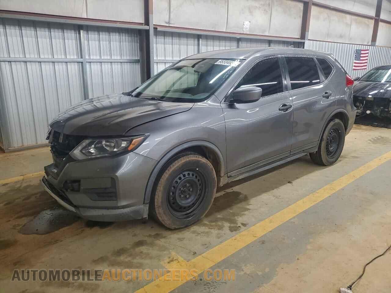 KNMAT2MT7HP556031 NISSAN ROGUE 2017