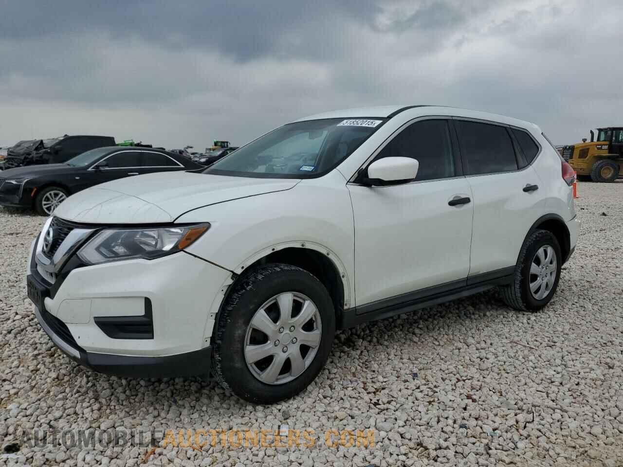 KNMAT2MT7HP558779 NISSAN All Models 2017