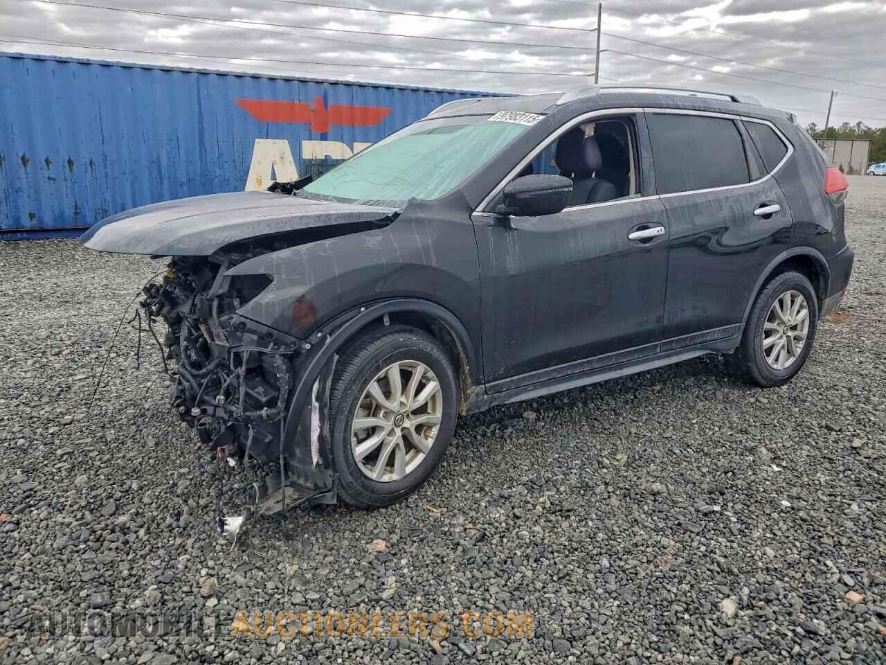 KNMAT2MT7HP559768 NISSAN ROGUE 2017