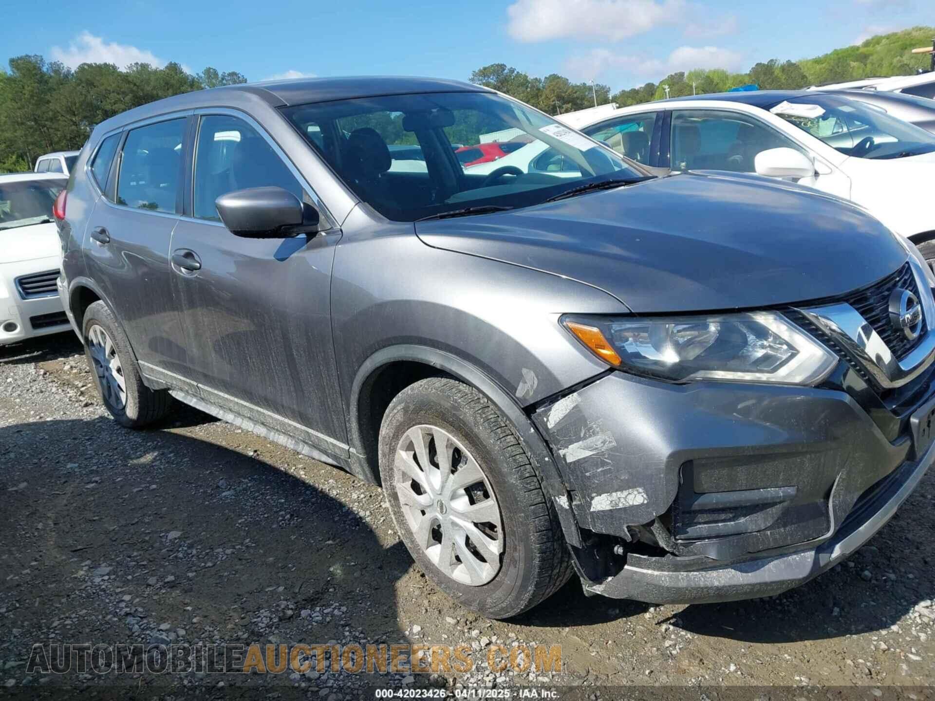 KNMAT2MT7HP569944 NISSAN ROGUE 2017