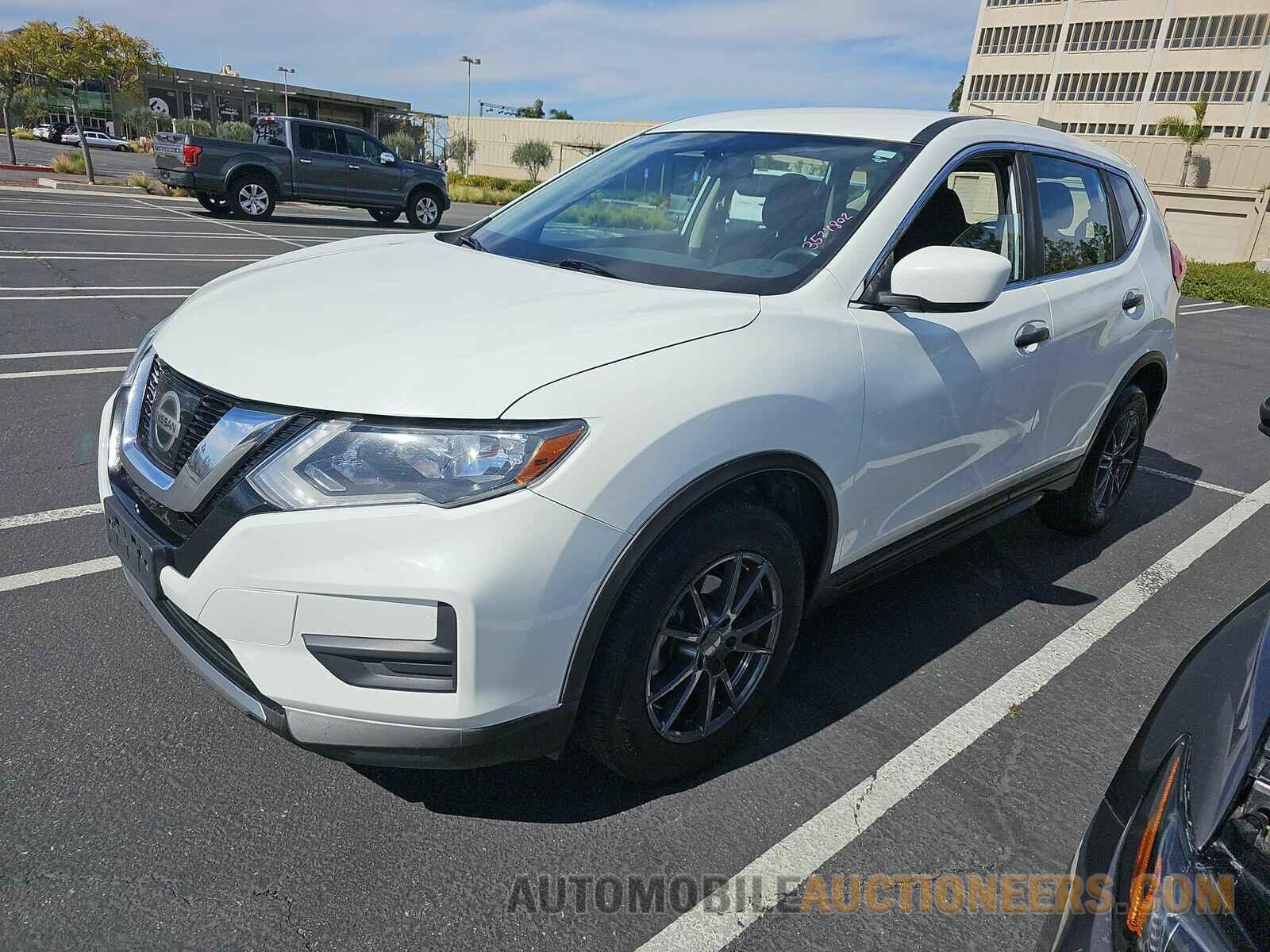 KNMAT2MT7HP576862 Nissan Rogue 2017