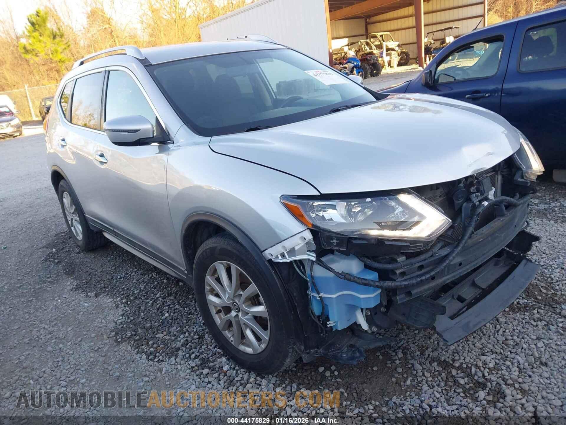 KNMAT2MT7HP595265 NISSAN ROGUE 2017