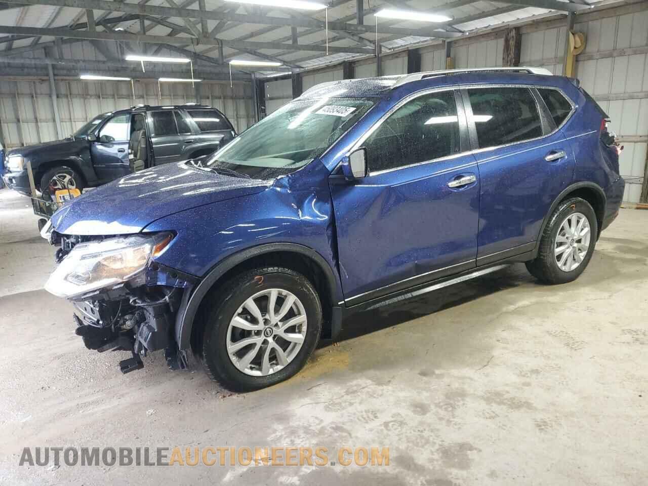 KNMAT2MT7HP600657 NISSAN ROGUE 2017