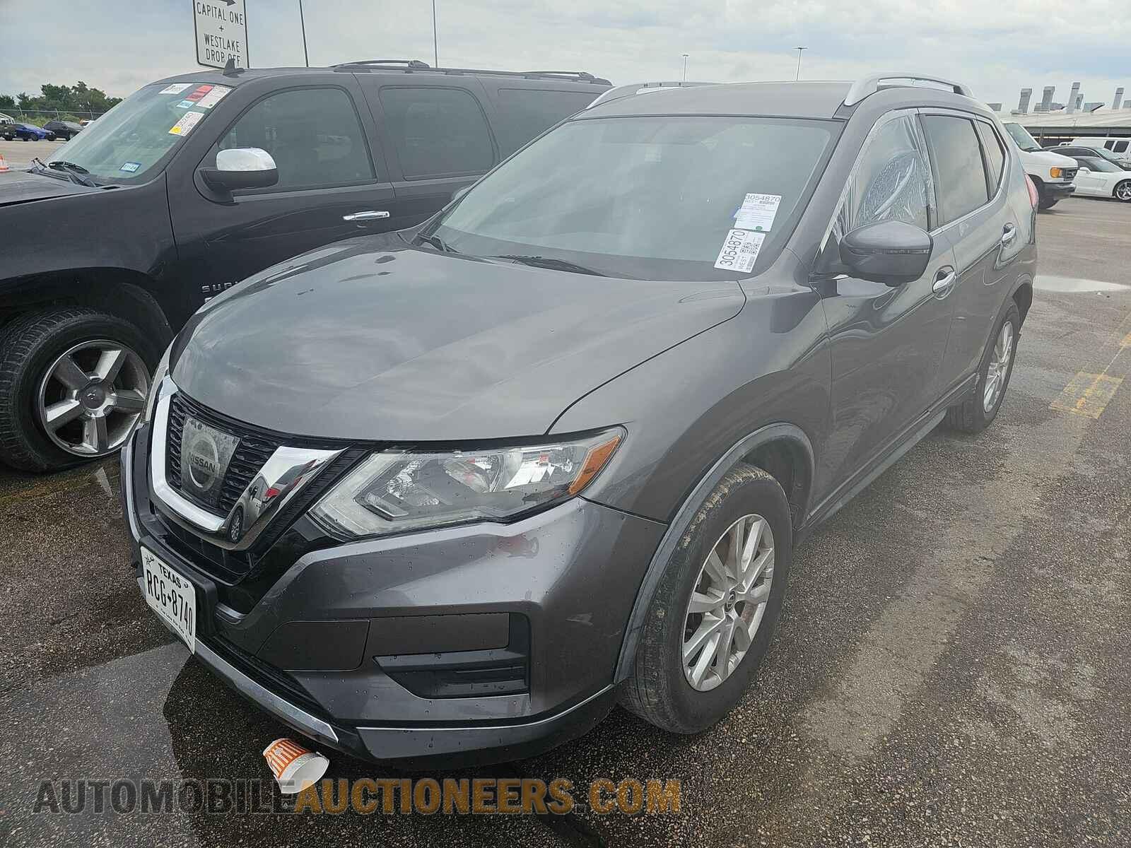 KNMAT2MT7HP603428 Nissan Rogue 2017