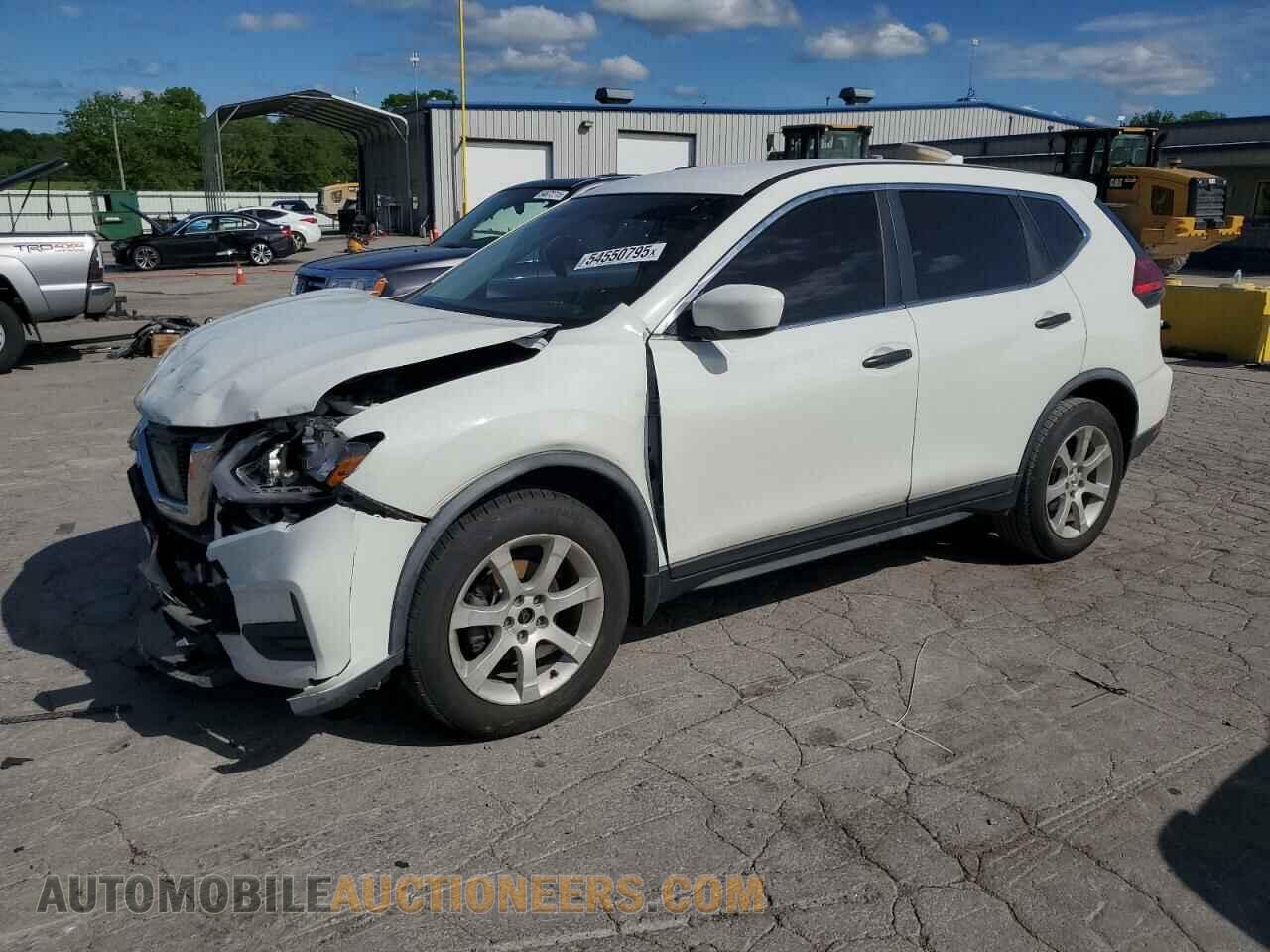 KNMAT2MT7HP613604 NISSAN ROGUE 2017
