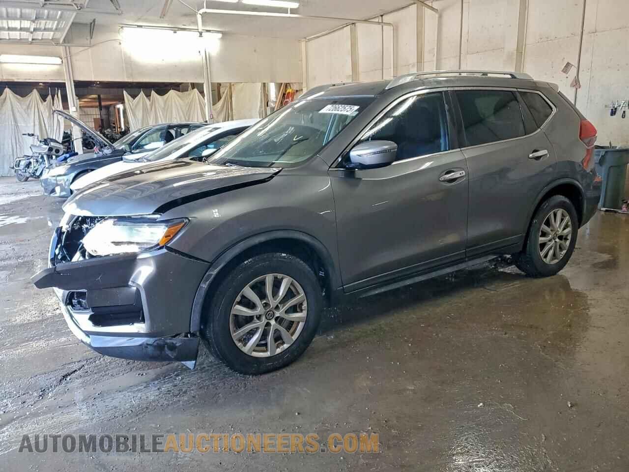 KNMAT2MT7JP517249 NISSAN ROGUE 2018