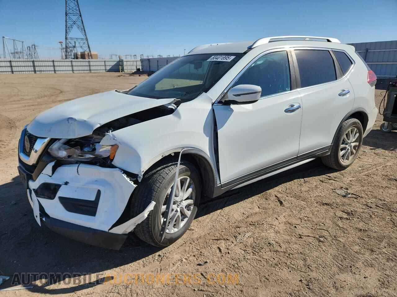 KNMAT2MT7JP525593 NISSAN ROGUE 2018