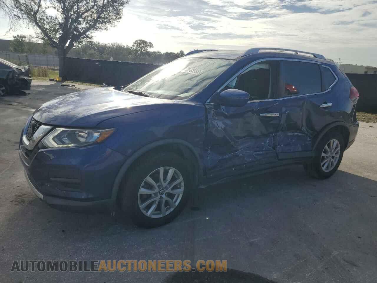 KNMAT2MT7JP526811 NISSAN ROGUE 2018