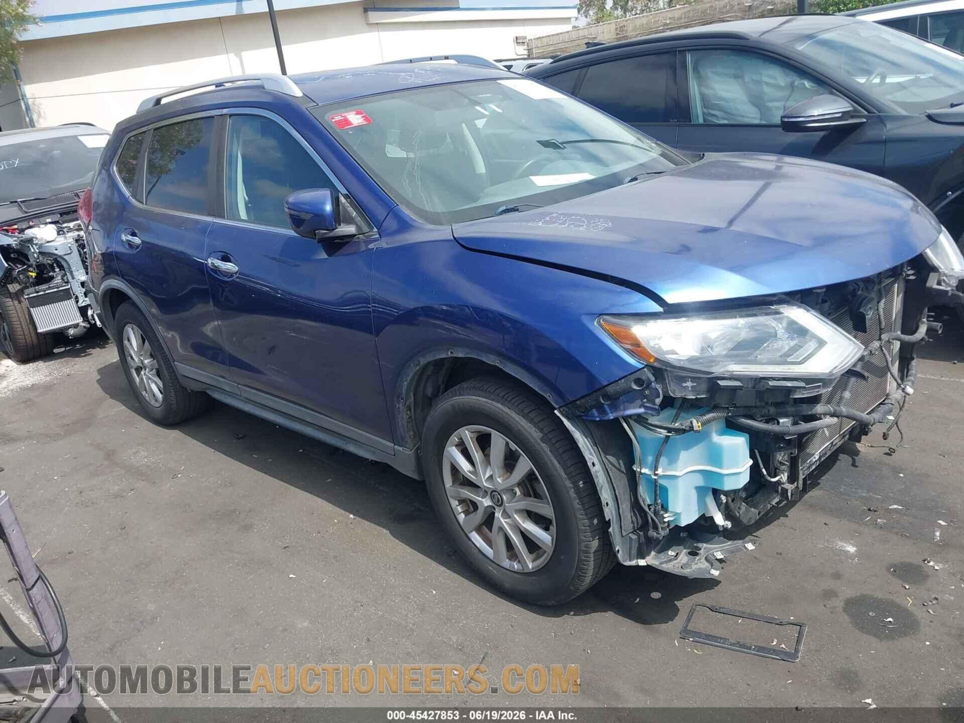 KNMAT2MT7JP527229 NISSAN ROGUE 2018