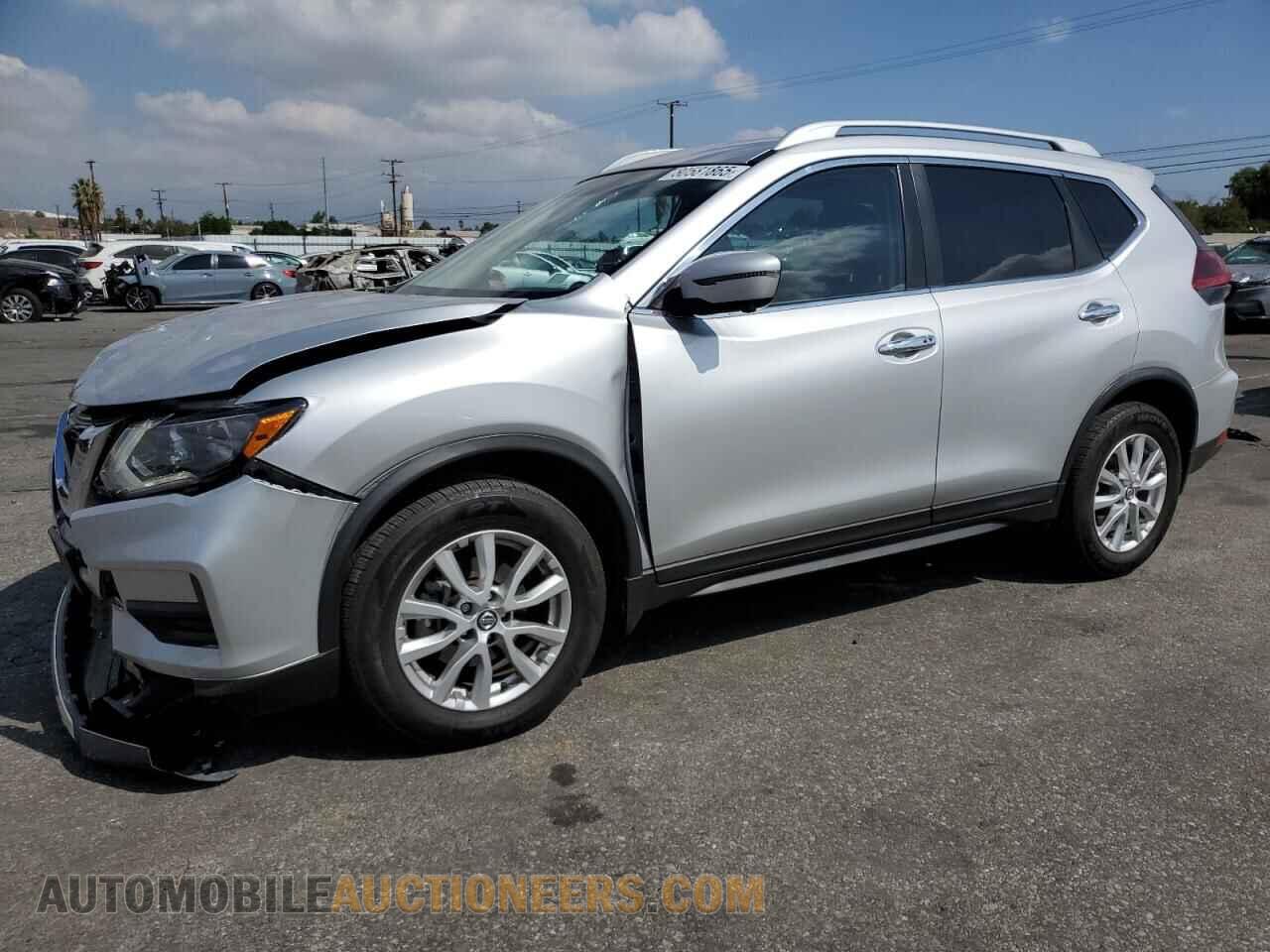 KNMAT2MT7JP541082 NISSAN ROGUE 2018
