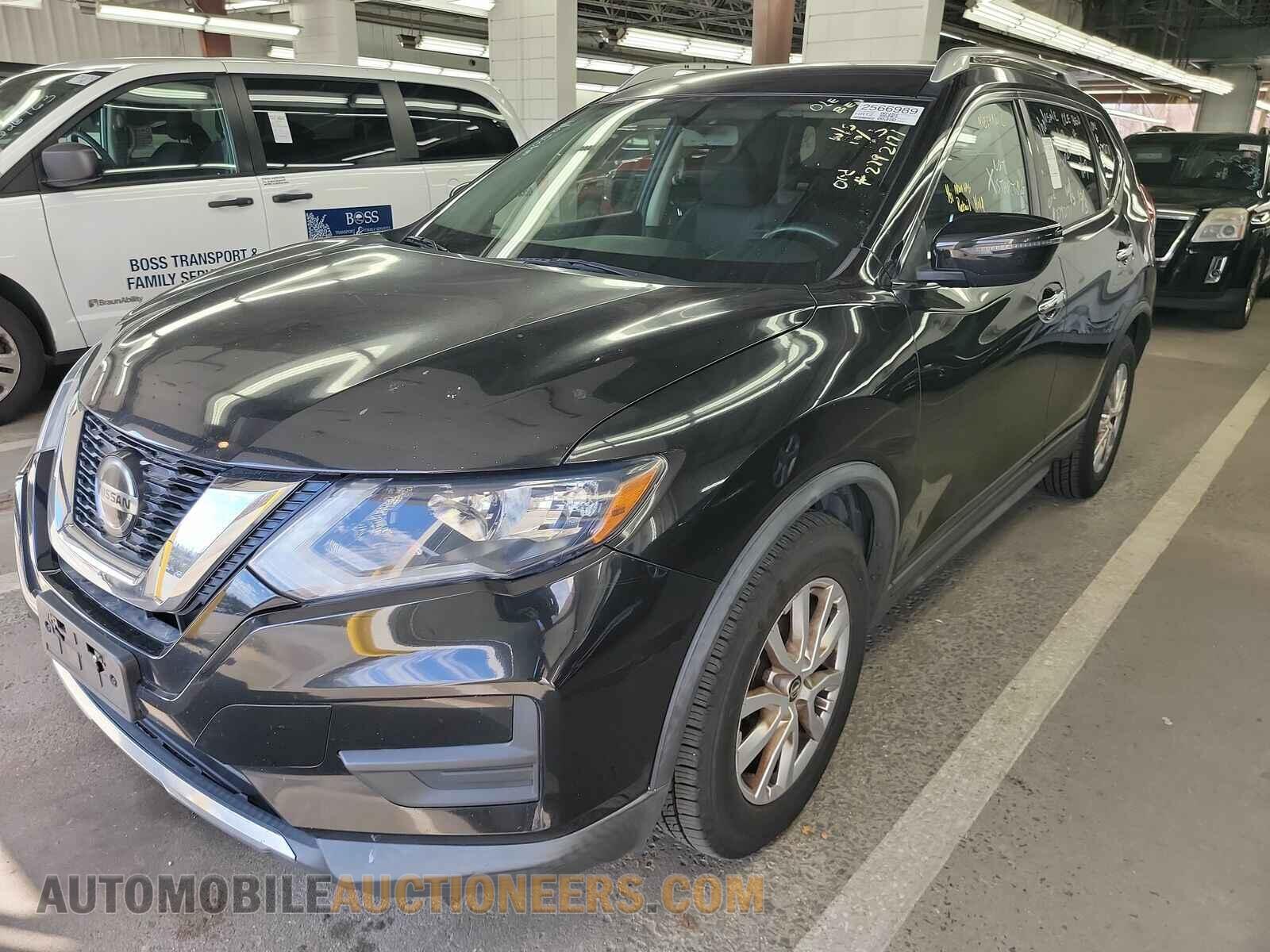 KNMAT2MT7JP548064 Nissan Rogue 2018