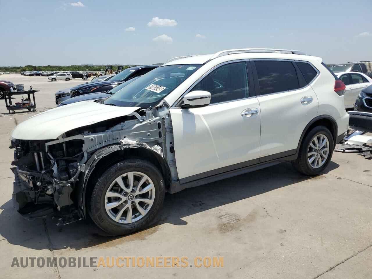 KNMAT2MT7JP552714 NISSAN ROGUE 2018