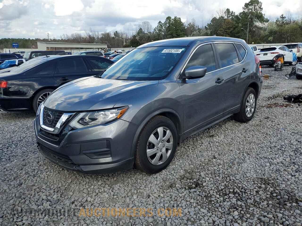 KNMAT2MT7JP558996 NISSAN ROGUE 2018
