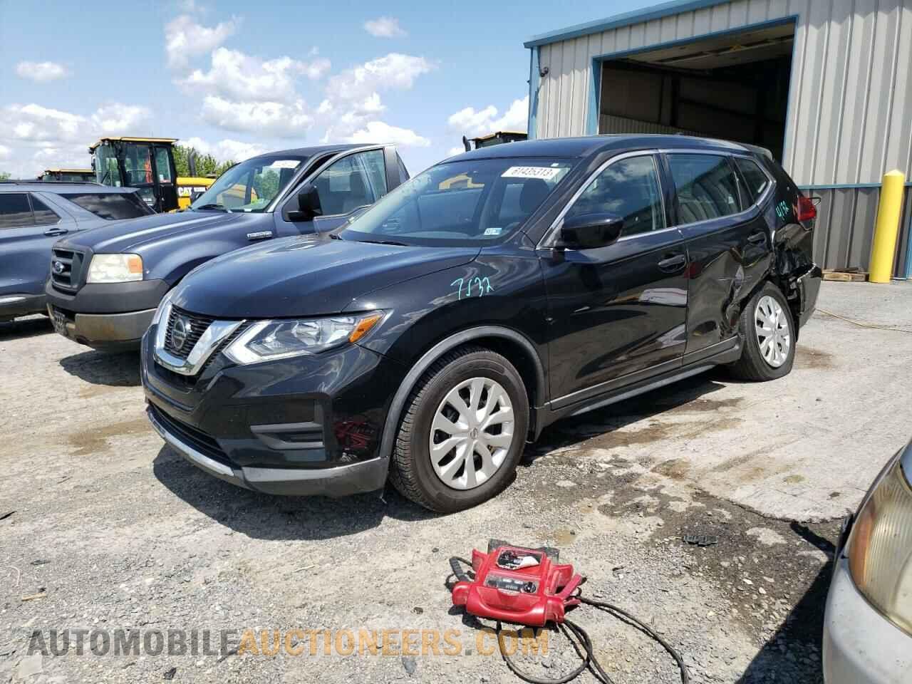 KNMAT2MT7JP559193 NISSAN ROGUE 2018