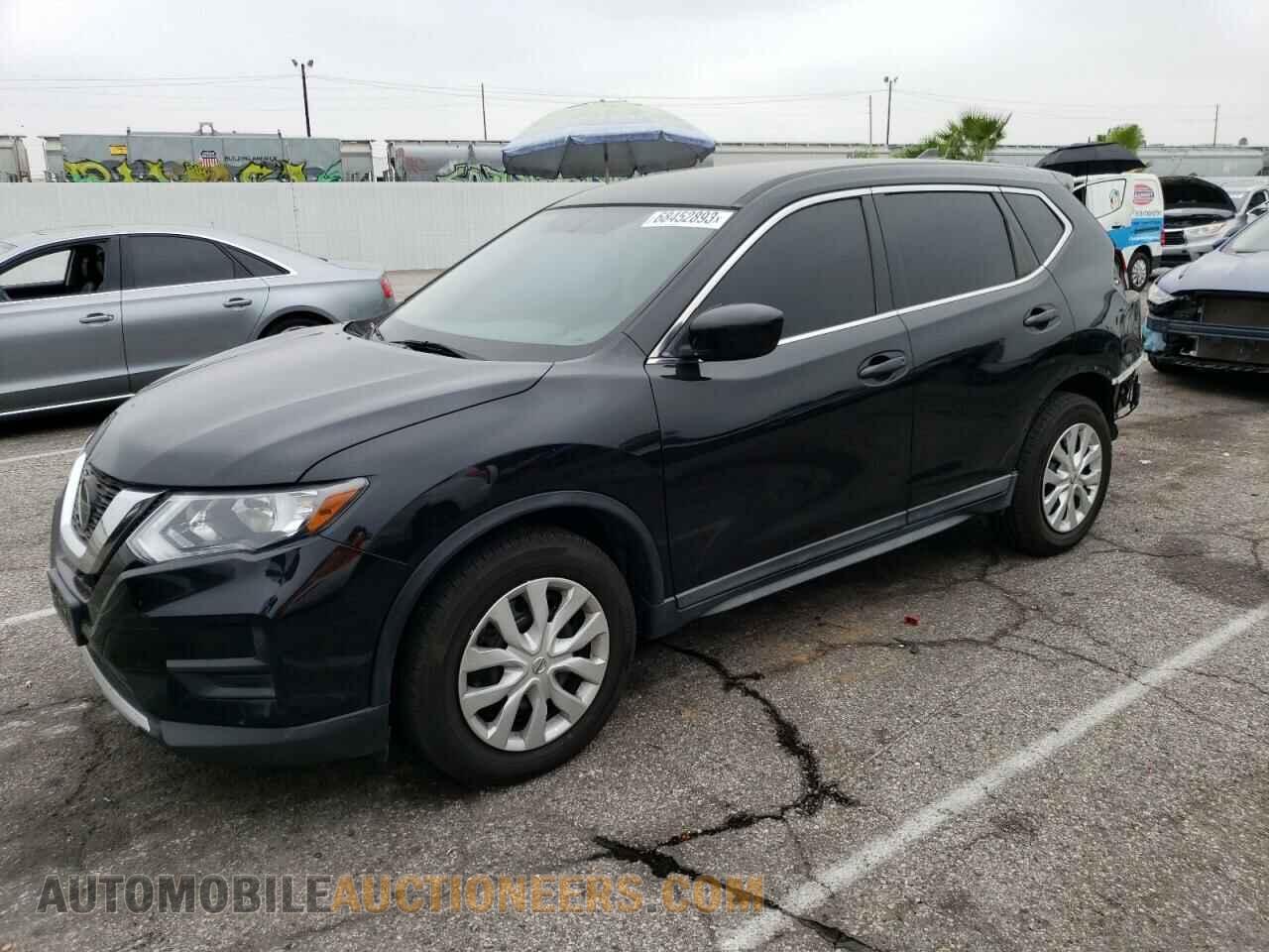KNMAT2MT7JP561073 NISSAN ROGUE 2018