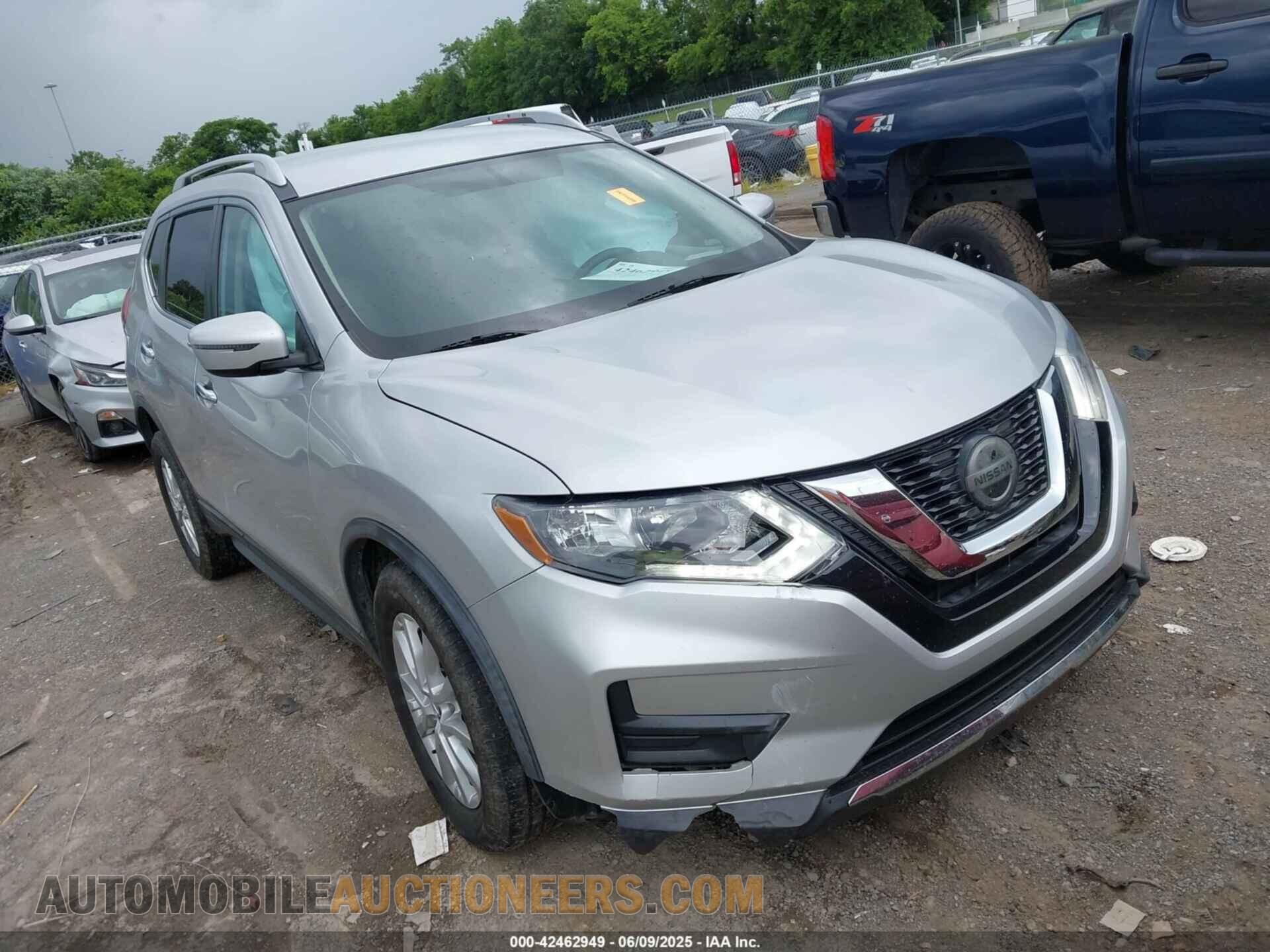 KNMAT2MT7JP565690 NISSAN ROGUE 2018