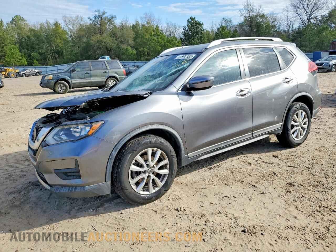 KNMAT2MT7JP573370 NISSAN ROGUE 2018