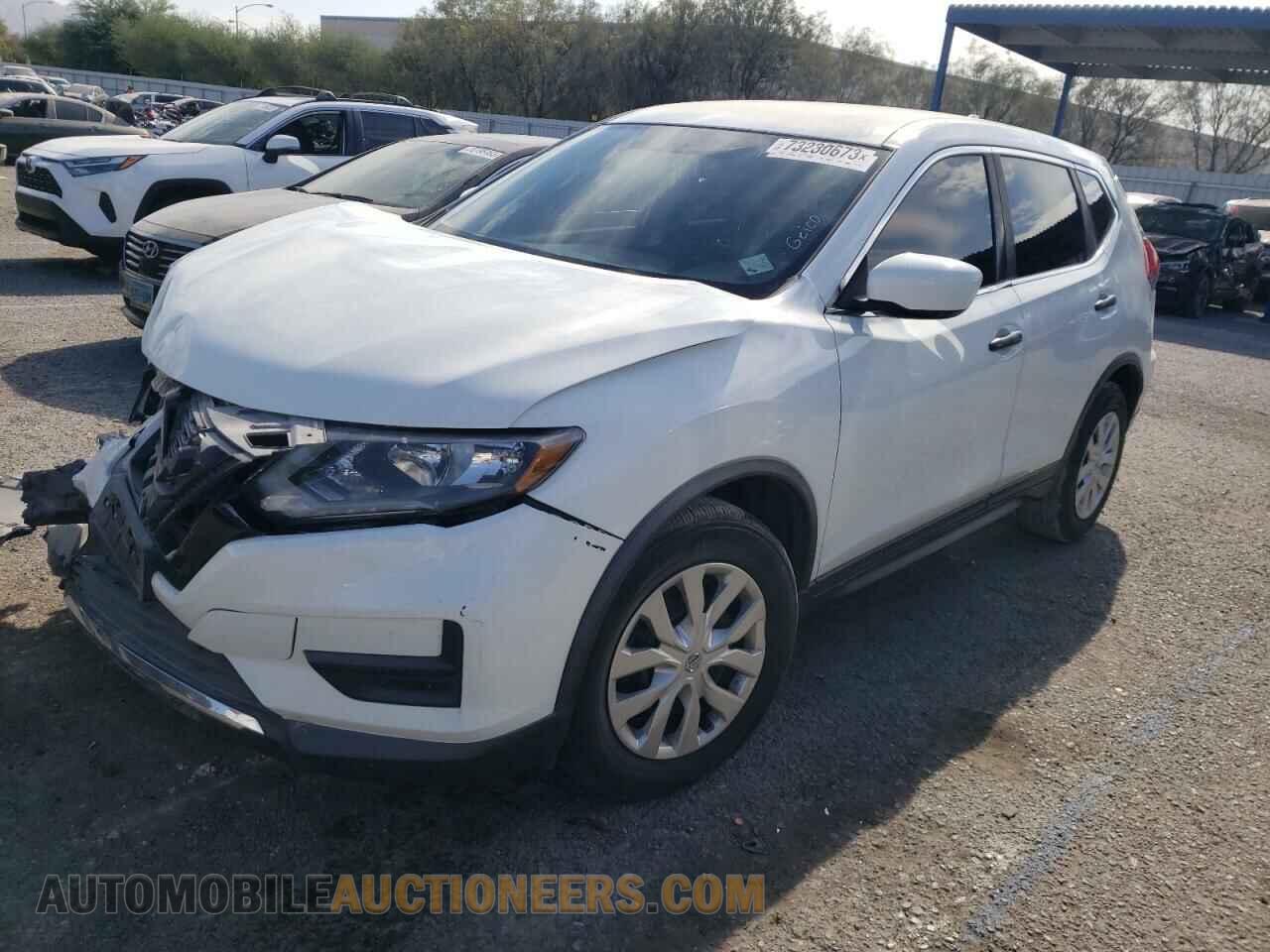 KNMAT2MT7JP575121 NISSAN ROGUE 2018