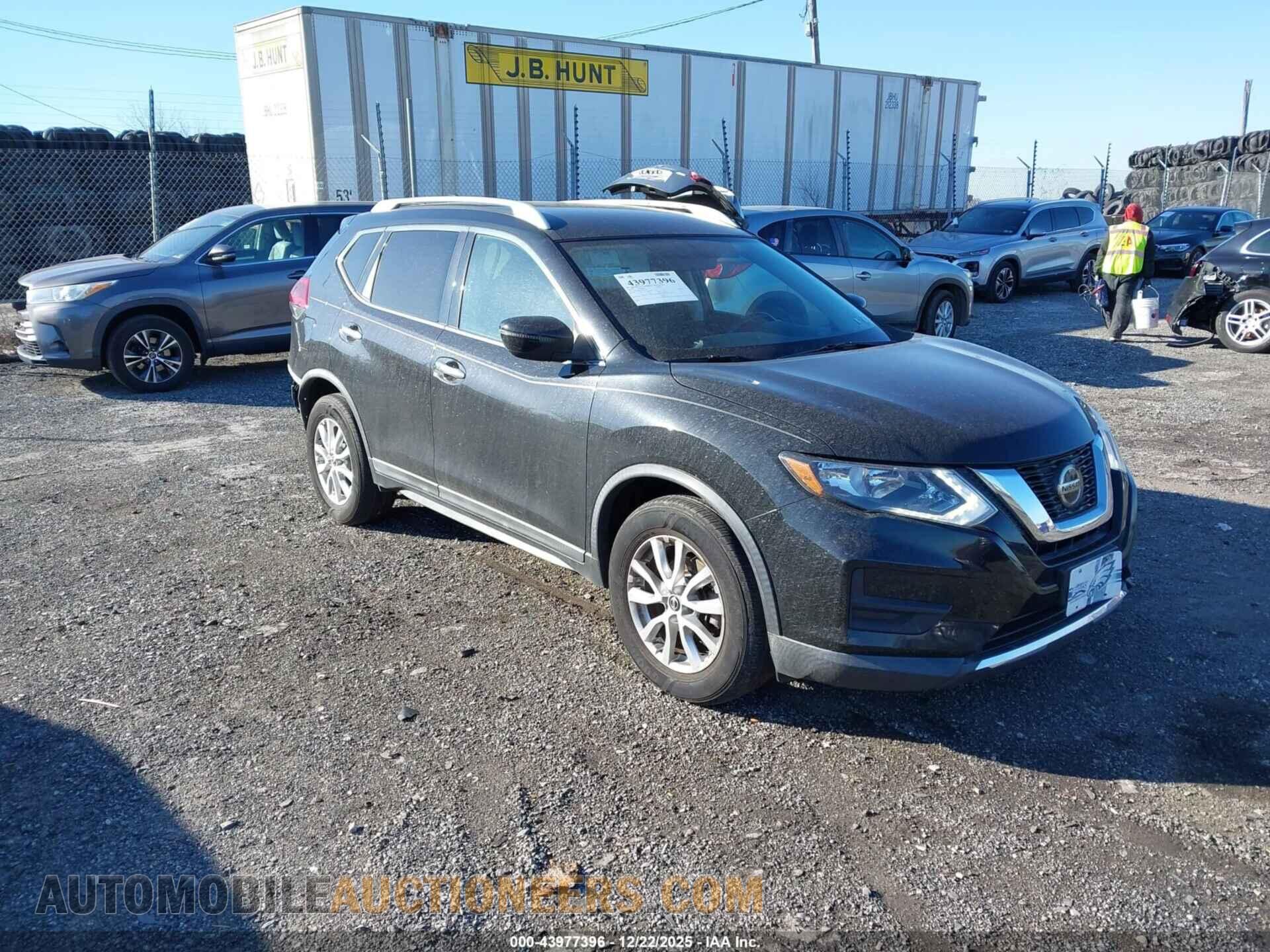 KNMAT2MT7JP581470 NISSAN ROGUE 2018