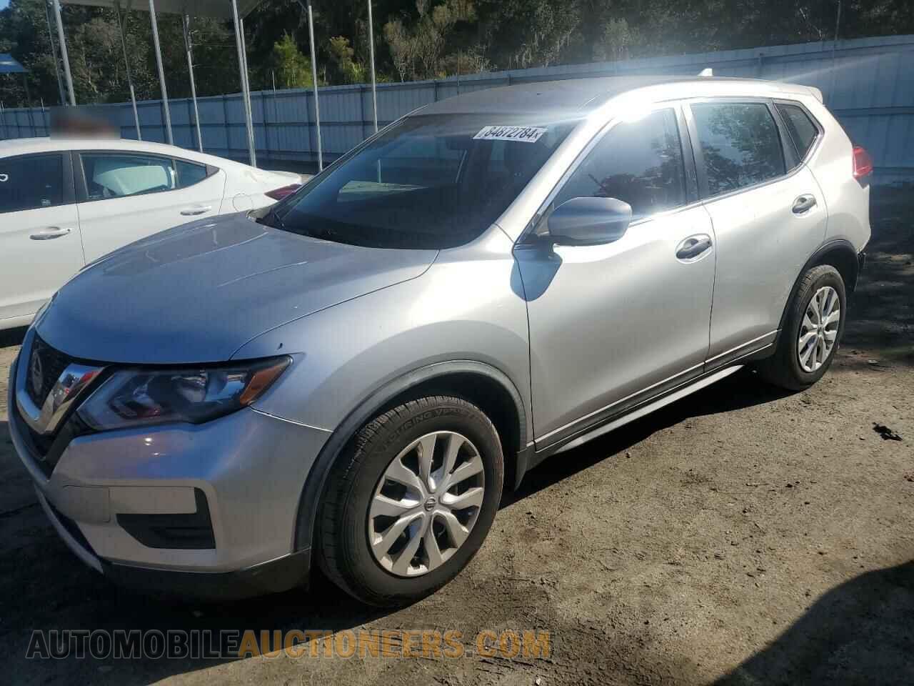 KNMAT2MT7JP583106 NISSAN ROGUE 2018