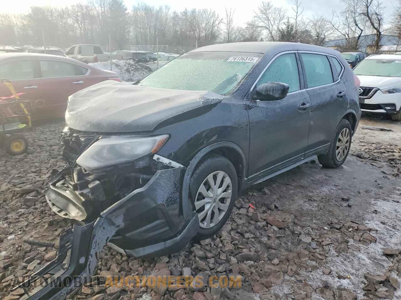 KNMAT2MT7JP583249 NISSAN ROGUE 2018