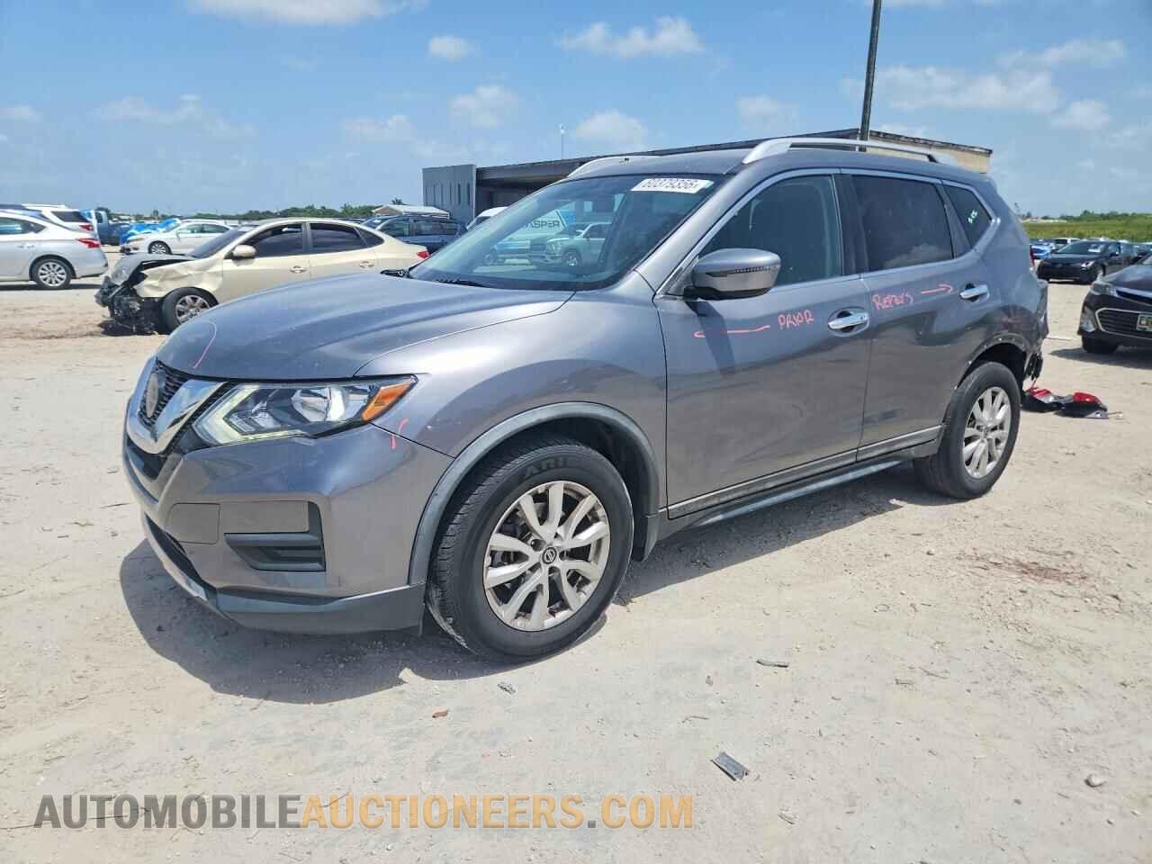 KNMAT2MT7JP590895 NISSAN ROGUE 2018