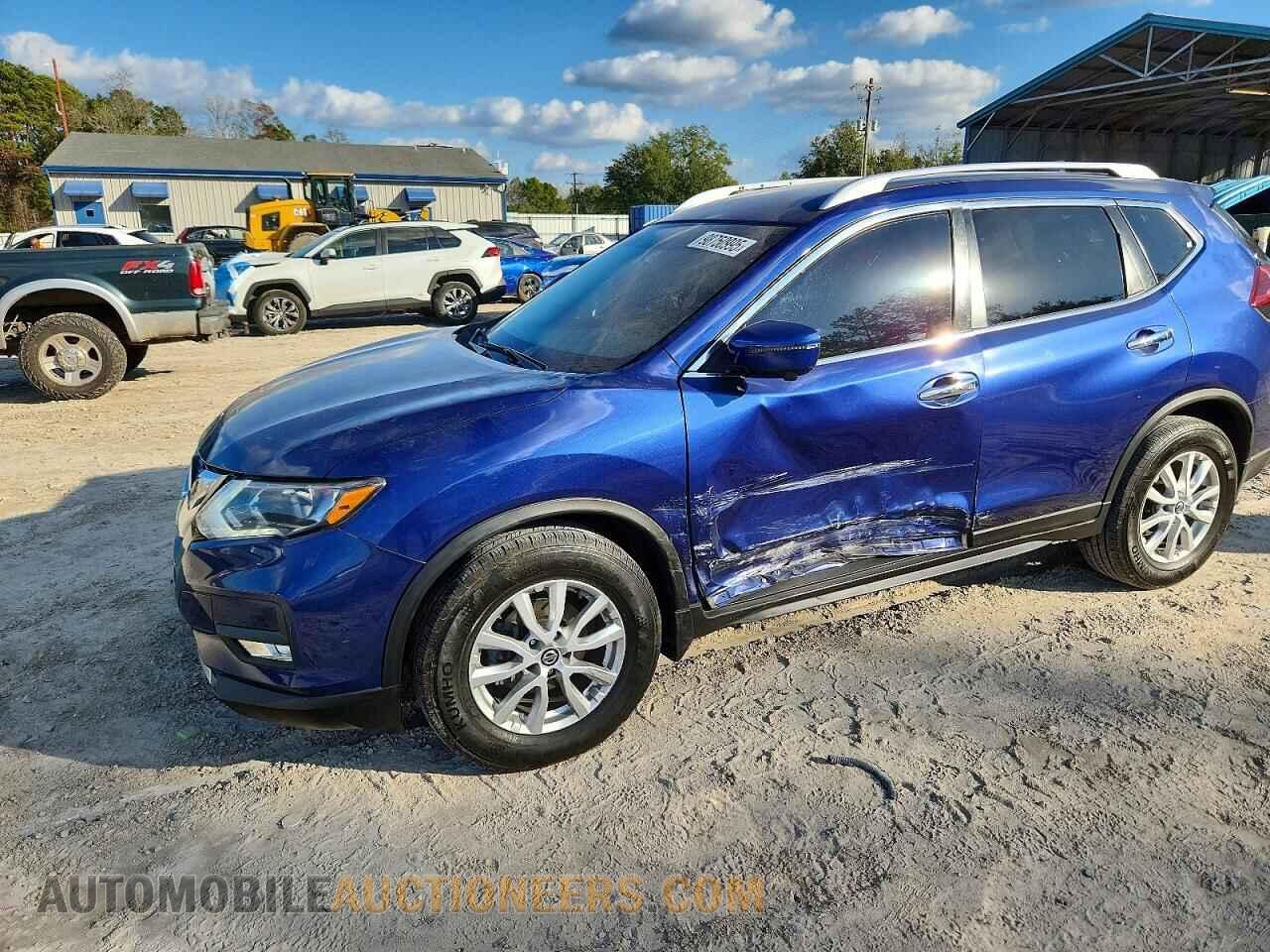 KNMAT2MT7JP594543 NISSAN ROGUE 2018