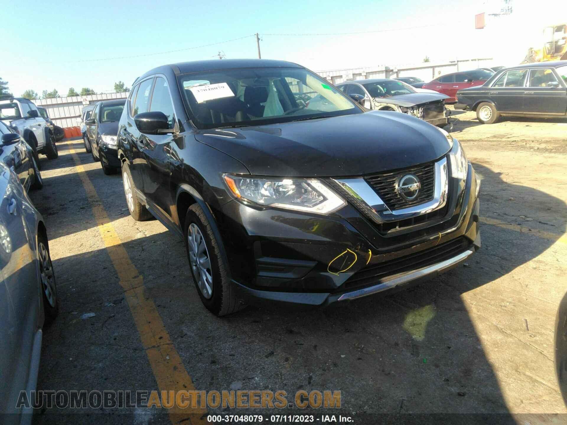 KNMAT2MT7JP608957 NISSAN ROGUE 2018