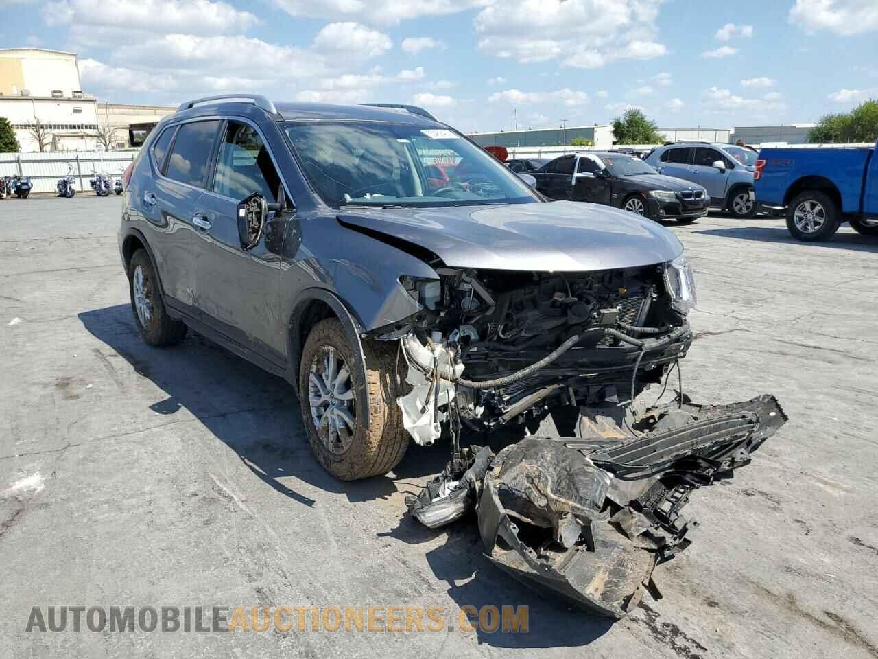 KNMAT2MT7JP611017 NISSAN ROGUE 2018