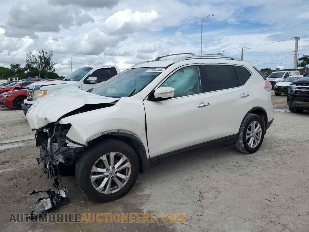KNMAT2MT8FP536058 NISSAN ROGUE 2015