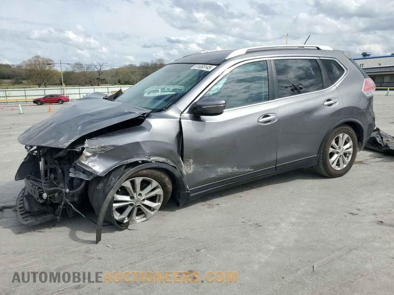 KNMAT2MT8FP558870 NISSAN ROGUE 2015