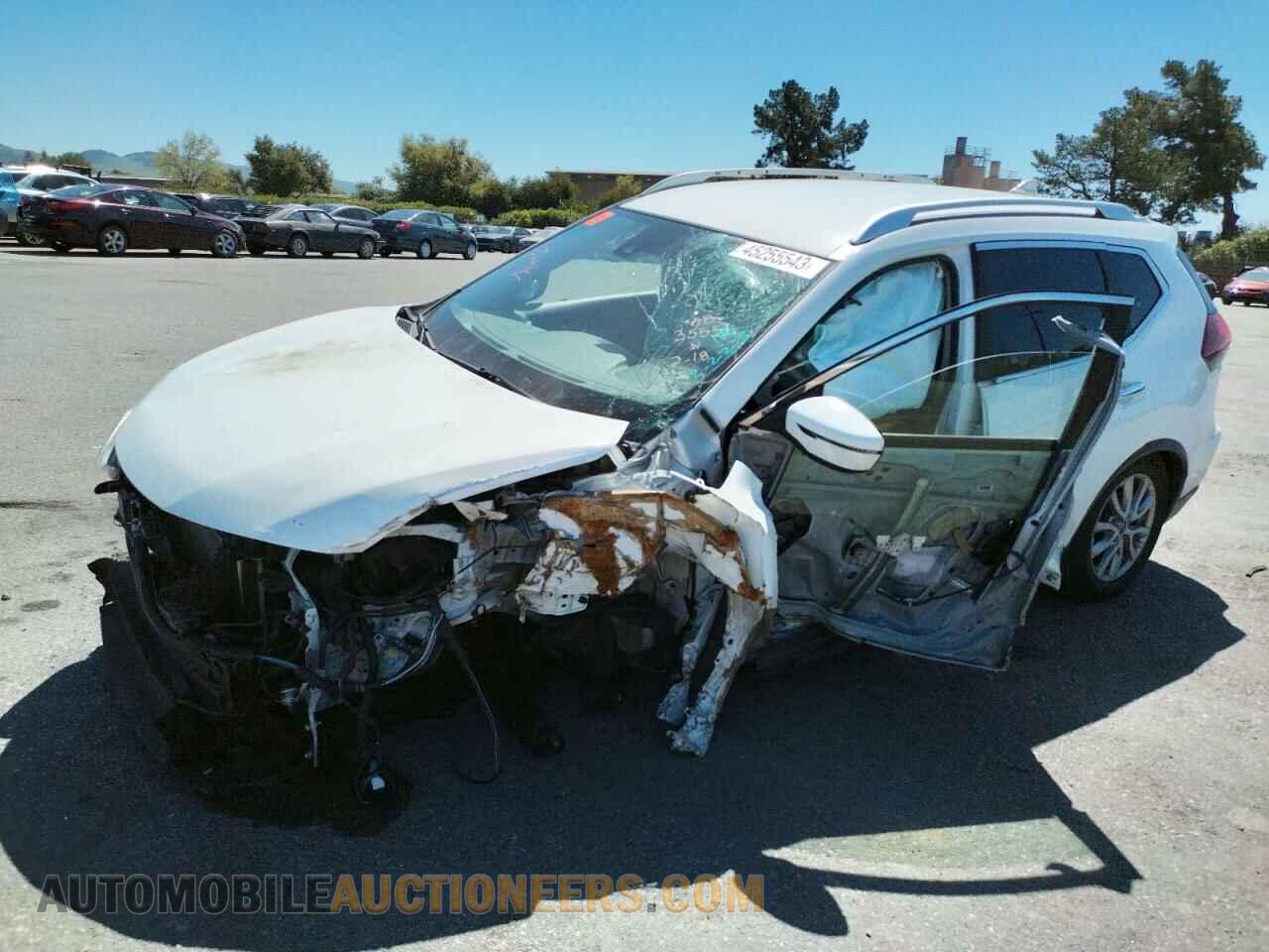 KNMAT2MT8LP520373 NISSAN ROGUE 2020