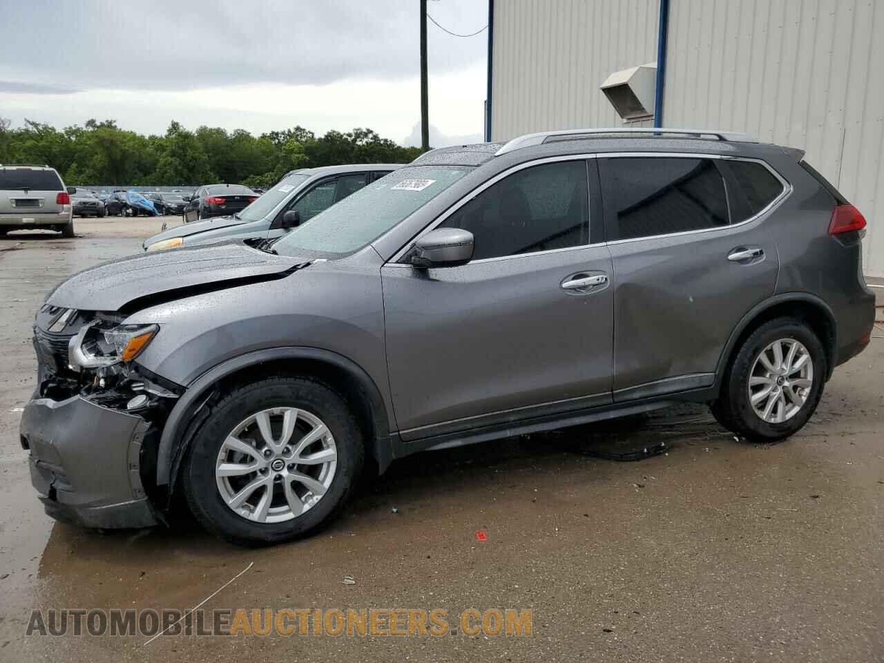 KNMAT2MT9JP590896 NISSAN ROGUE 2018