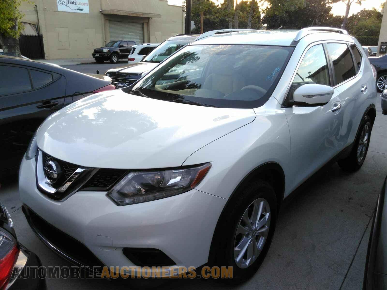 KNMAT2MTXFP564329 Nissan Rogue 2015