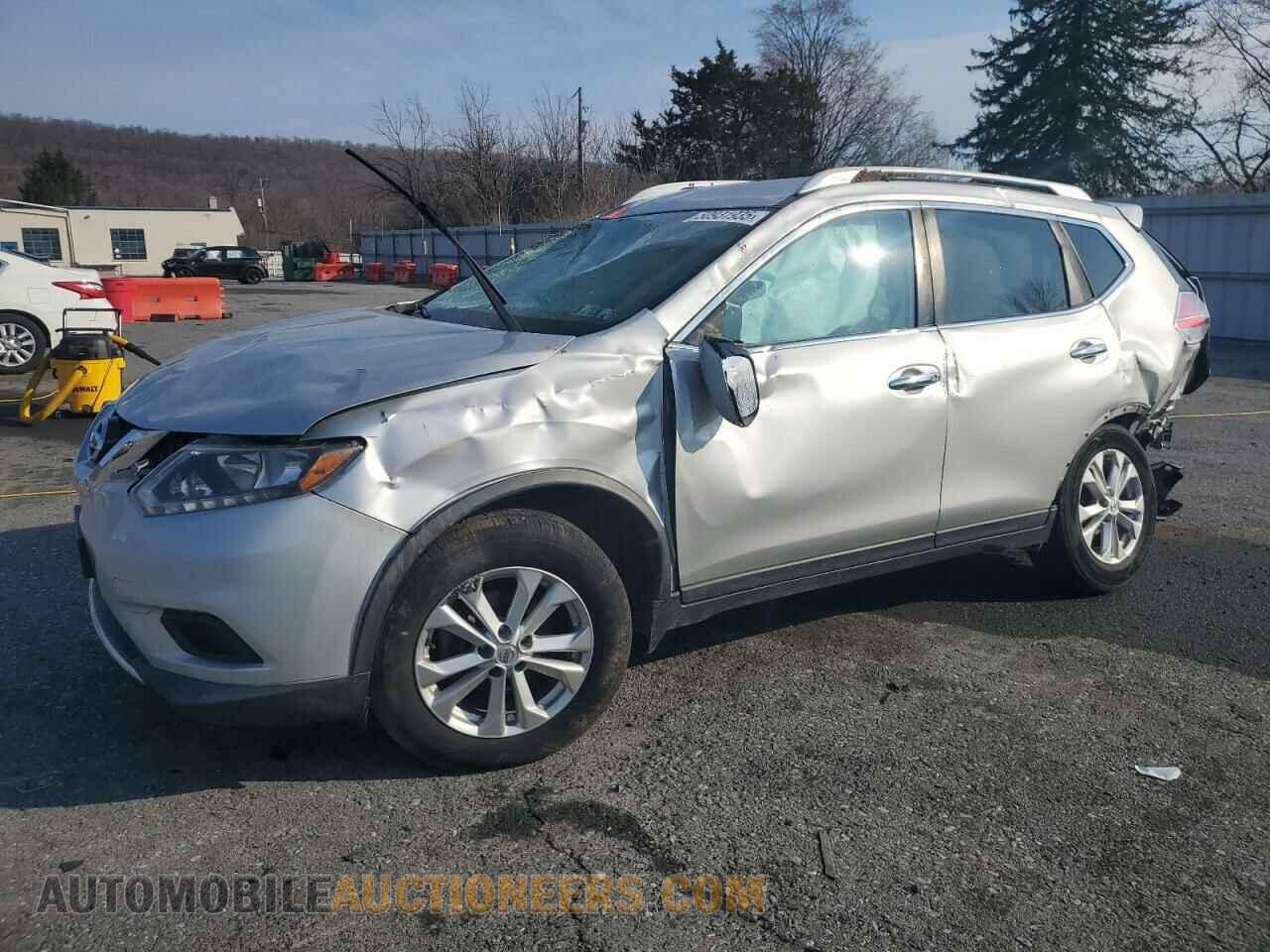 KNMAT2MV0GP677984 NISSAN ROGUE 2016