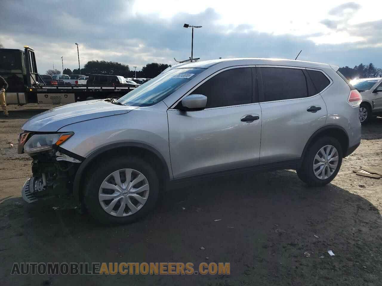 KNMAT2MV1GP684359 NISSAN ROGUE 2016