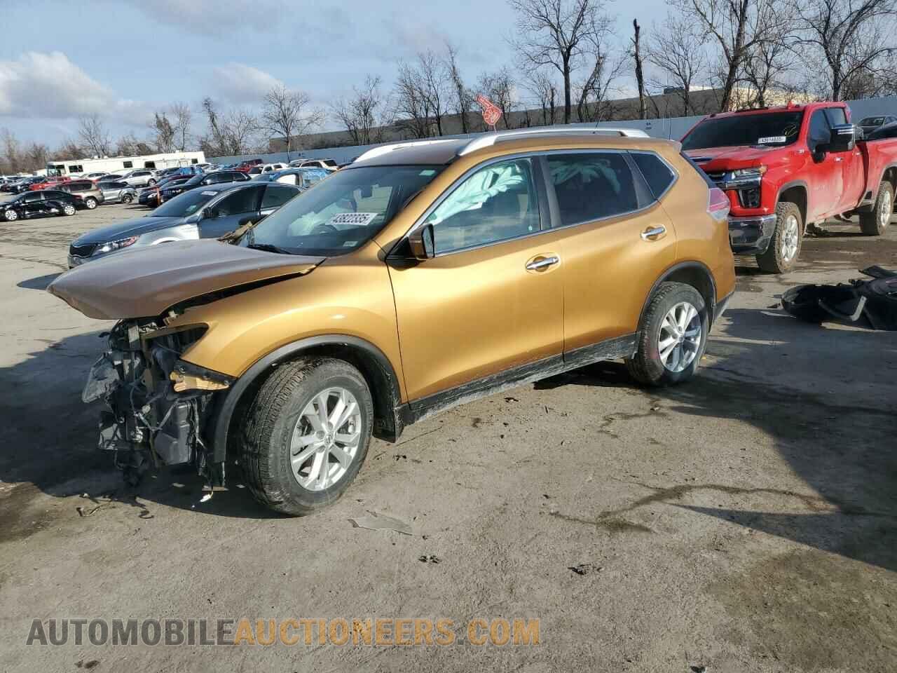 KNMAT2MV2FP506796 NISSAN ROGUE 2015