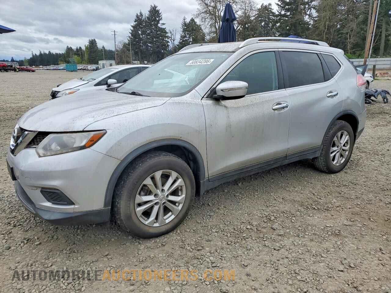 KNMAT2MV2FP563189 NISSAN ROGUE 2015