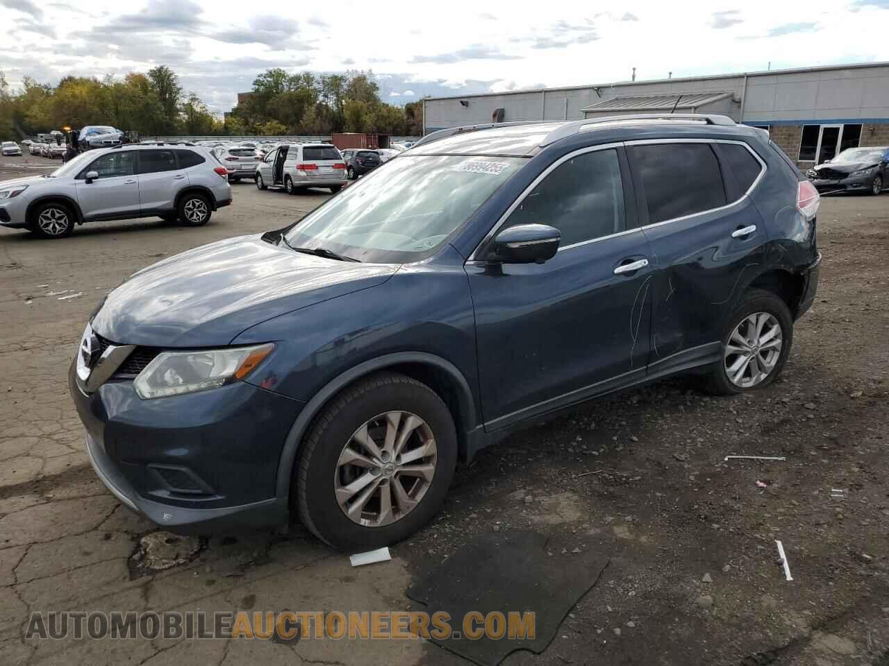 KNMAT2MV2FP572460 NISSAN ROGUE 2015