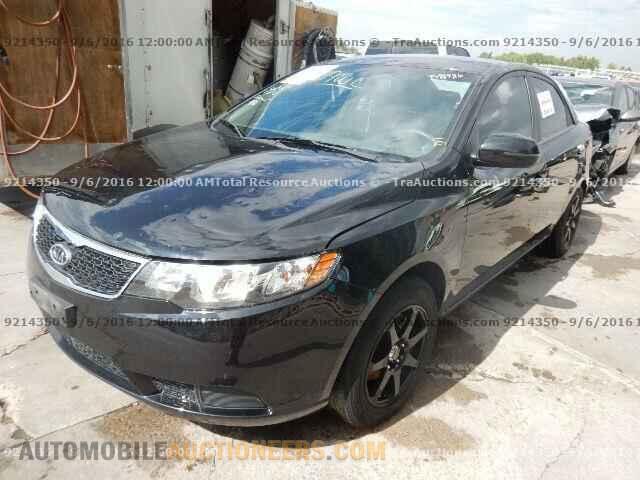 KNMAT2MV2GP733861 NISSAN ROGUE 2016